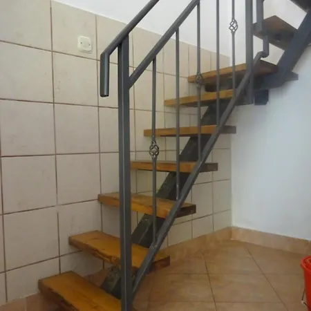 And Milena بيت ضيافة Mošćenička Draga