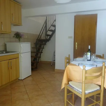 Maison d'hôtes And Milena 3*